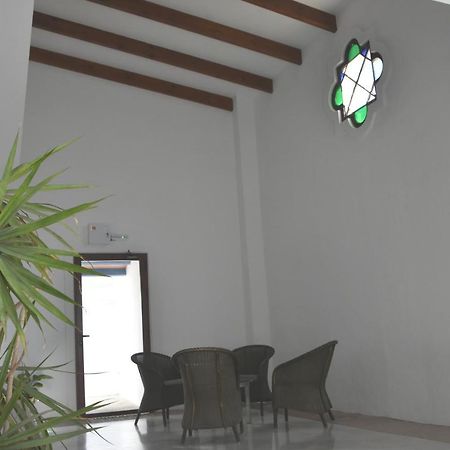 Hostal Dona Lola Marina Zahara de los Atunes Exterior photo